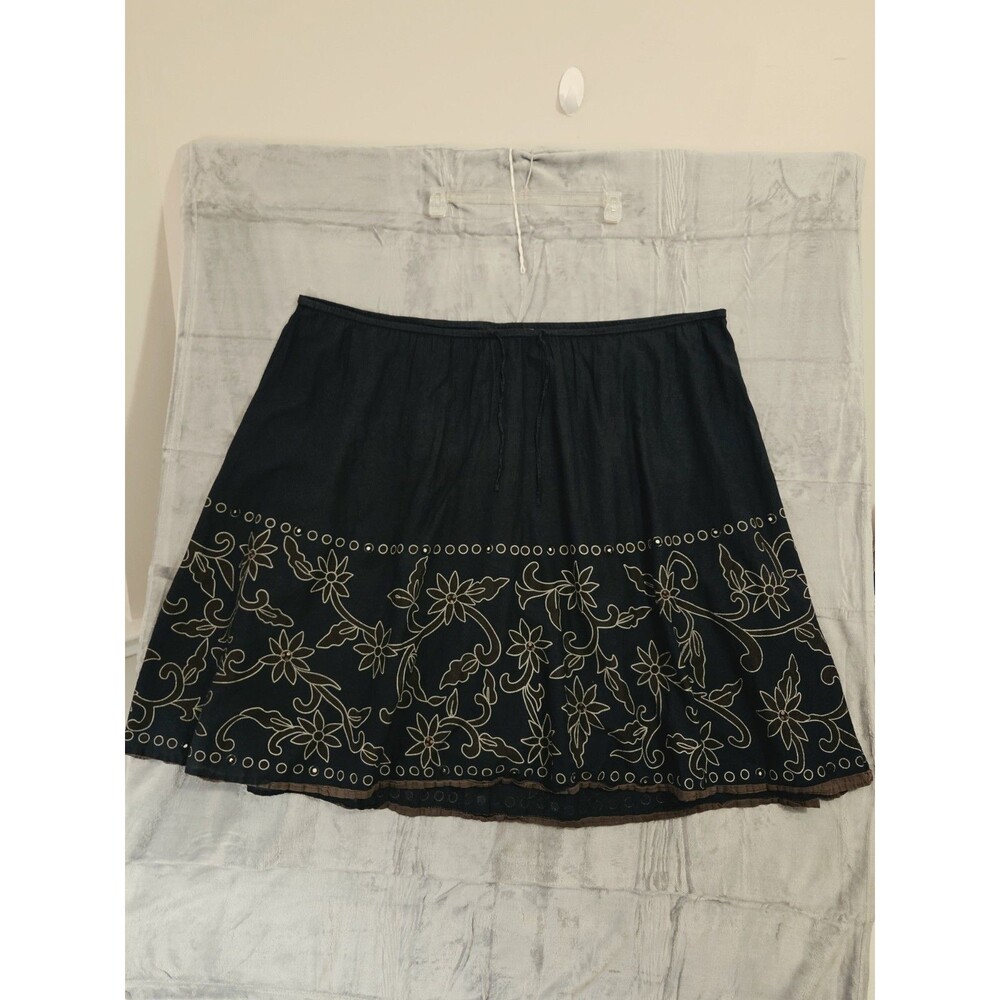 Avenue Black Cotton Floral Embroidered Drawstring A-Line Midi Skirt Size 30 Boho